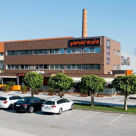 Pomaranca Hotel 3*