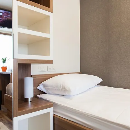 Hotel Pomaranca 3*