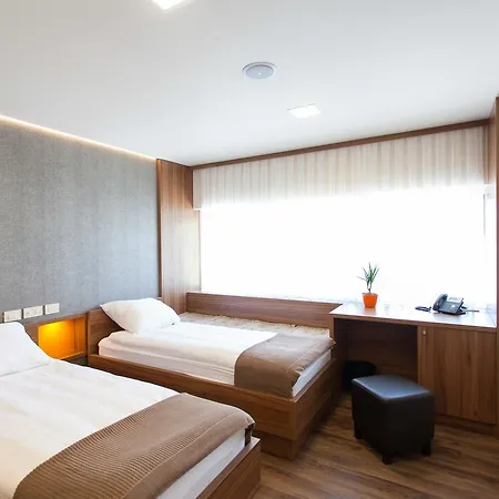 Pomaranca 3* Ptuj