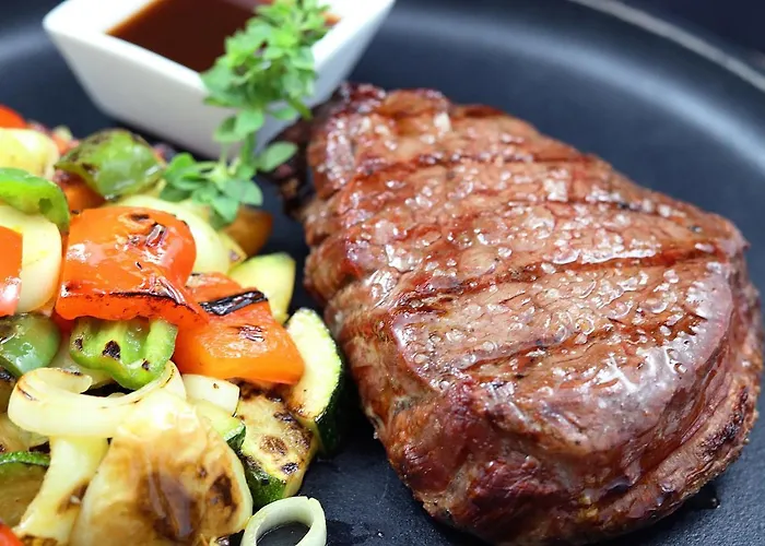 فندق Pomaranca بتوي