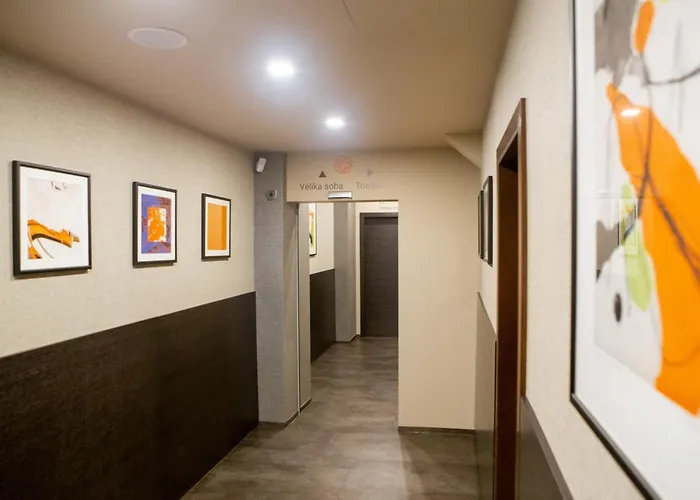 Pomaranca فندق 3*